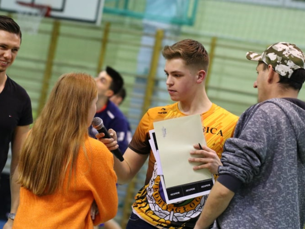 Przegrane derby z Gwardią. Na trybunach gwizdy po kontrowersyjnych decyzjach sędziów