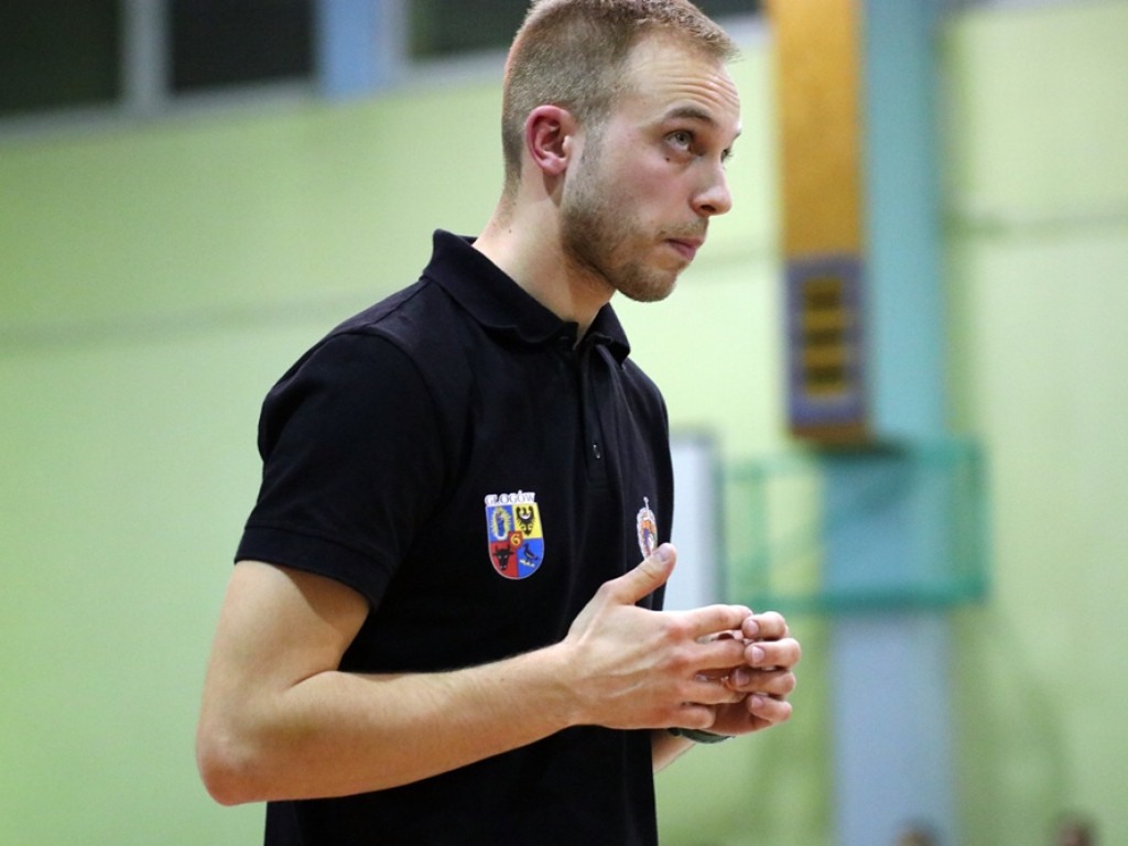 Przegrane derby z Gwardią. Na trybunach gwizdy po kontrowersyjnych decyzjach sędziów