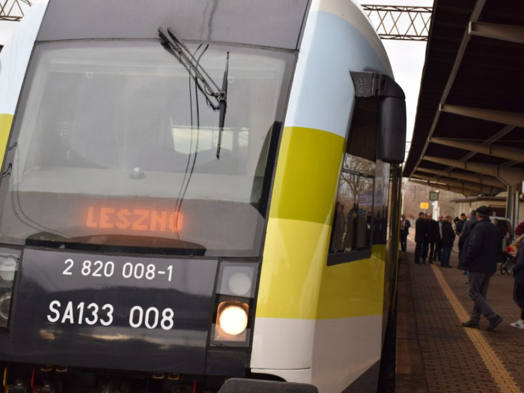 Dziś uroczyście odjechał pierwszy pociąg z Głogowa do Leszna. Regularne połączenia od 15 grudnia
