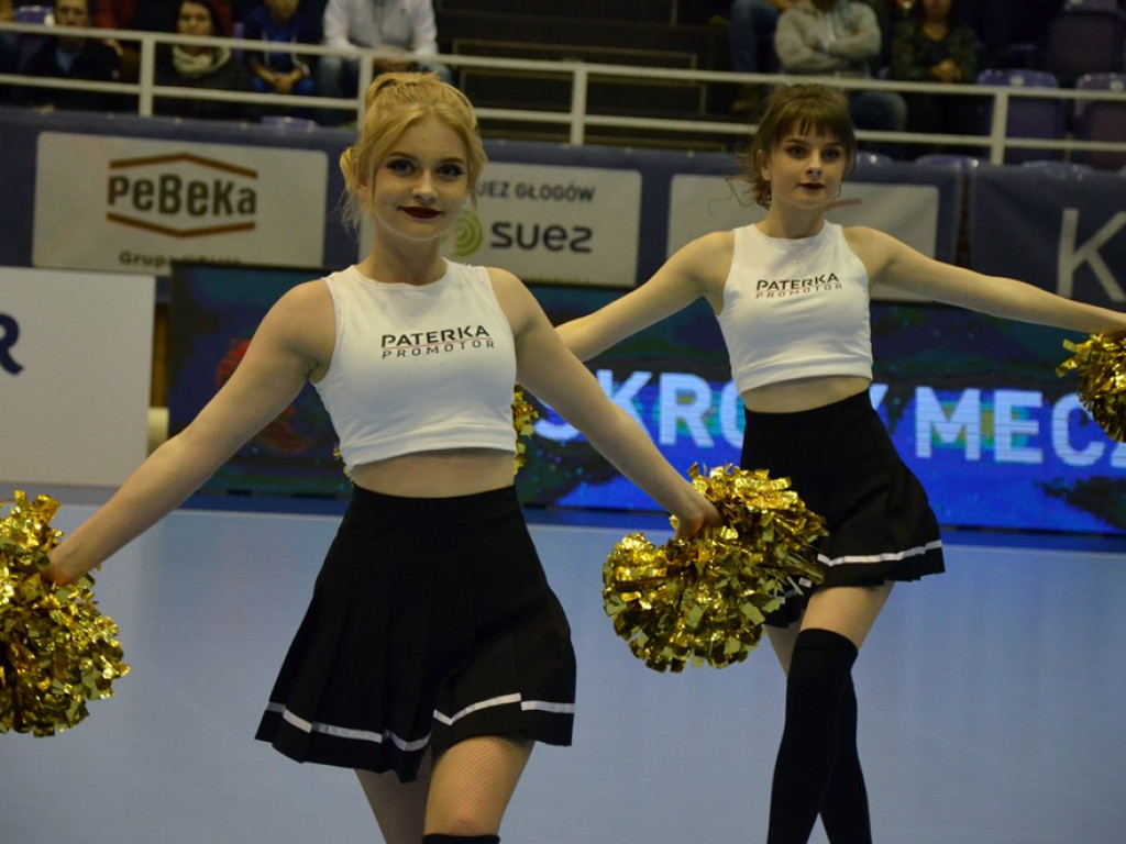 Chrobry przegrywa derby po karnych. Zagłębie odrodziło się po przerwie