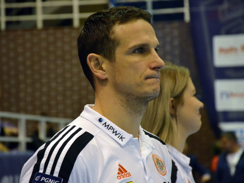 Chrobry przegrywa derby po karnych. Zagłębie odrodziło się po przerwie