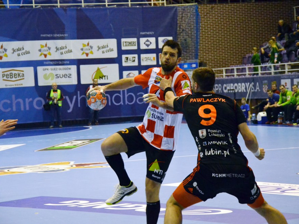 Chrobry przegrywa derby po karnych. Zagłębie odrodziło się po przerwie