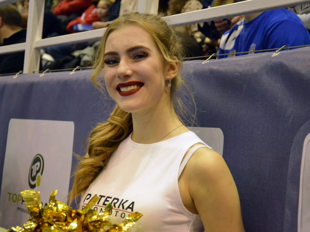 Chrobry przegrywa derby po karnych. Zagłębie odrodziło się po przerwie