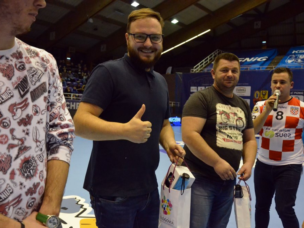 Chrobry przegrywa derby po karnych. Zagłębie odrodziło się po przerwie