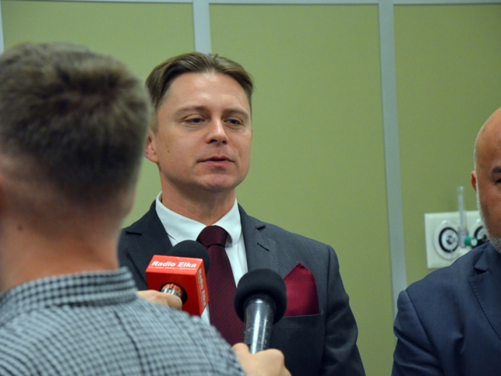 Nowy tomograf w szpitalu w Głogowie. Było uroczyste przecięcie wstęgi