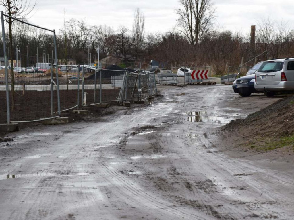 Parkingowy dramat na starówce trwa. Zgłaszacie nam coraz więcej problemów wynikających ze zmiany organizacji ruchu