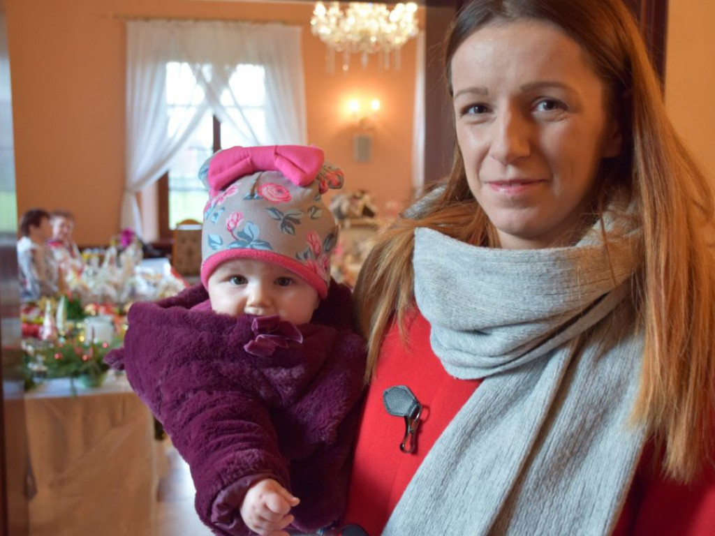 Jarmark Świąteczny w Gaworzycach trwa. Warto wpaść i kupić coś fajnego. Duży wybór, przystępne ceny