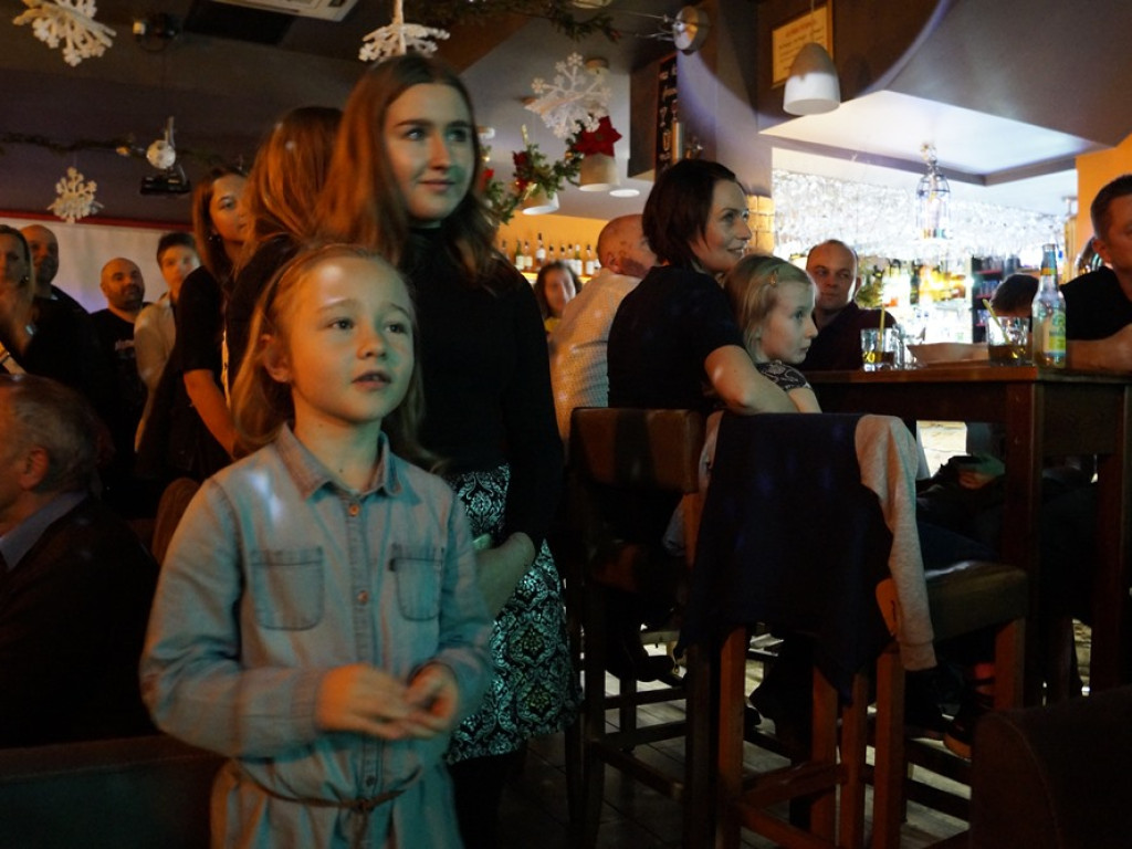 Bo Mikołaj jedzie tu już...świąteczny koncert we Fuego