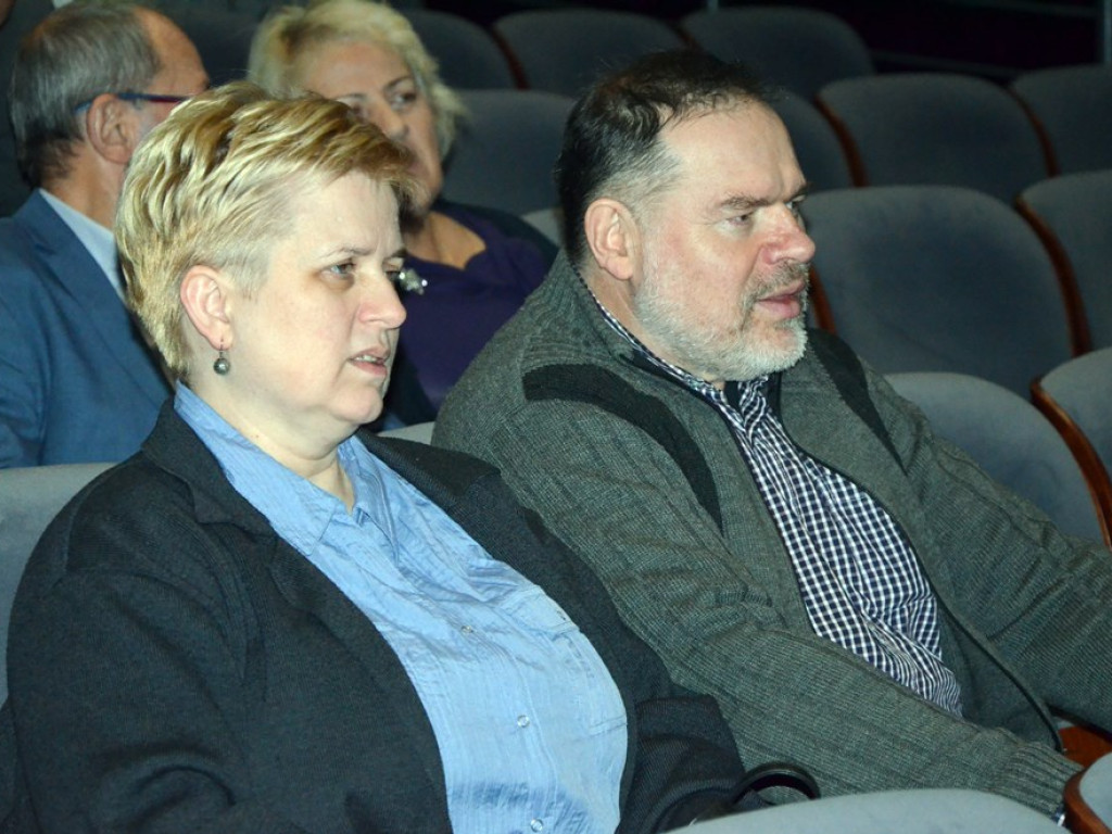 O aktorach głogowskiego teatru. A wśród nich ten, który jako pierwszy otrzymał Oscara