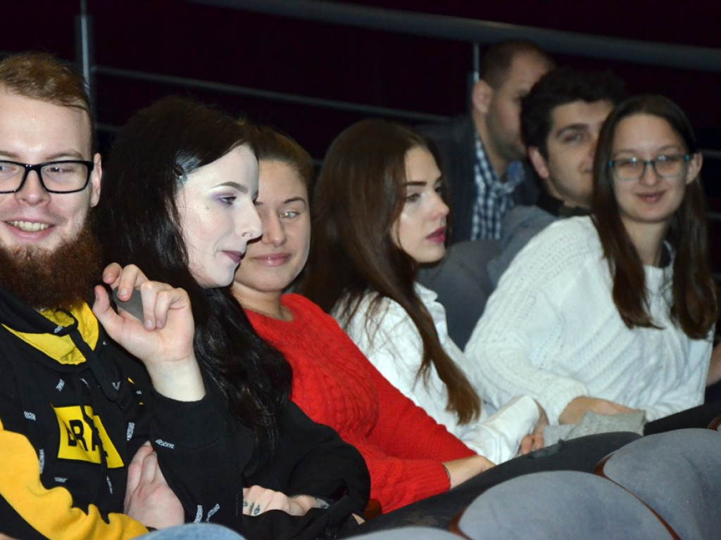 O aktorach głogowskiego teatru. A wśród nich ten, który jako pierwszy otrzymał Oscara