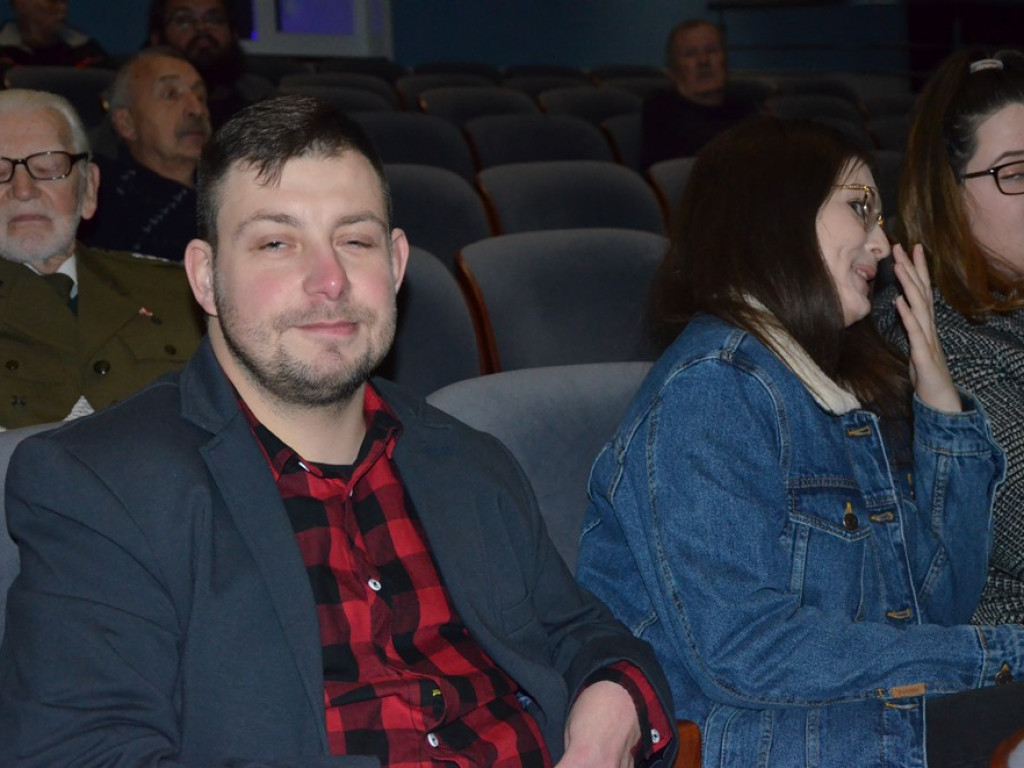 O aktorach głogowskiego teatru. A wśród nich ten, który jako pierwszy otrzymał Oscara