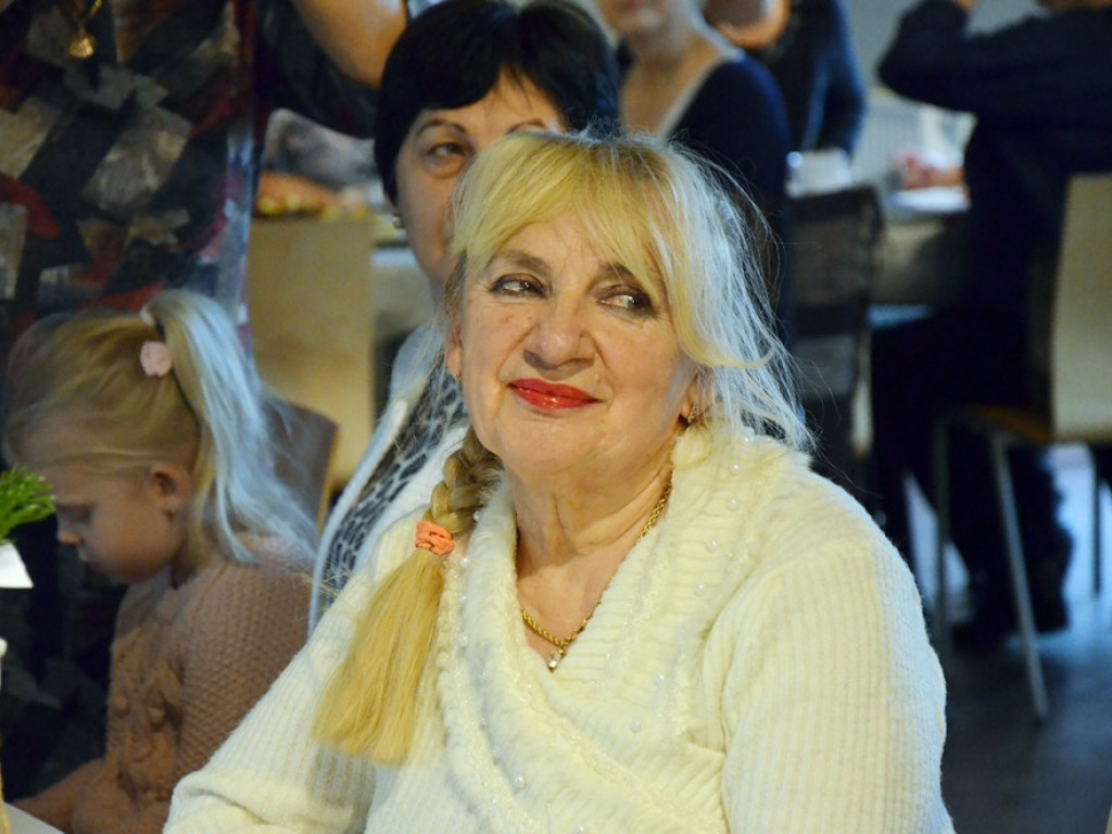 Życzyli sobie pogody ducha oraz zdrowia. Seniorzy spotkali się przy ciastku i kawie