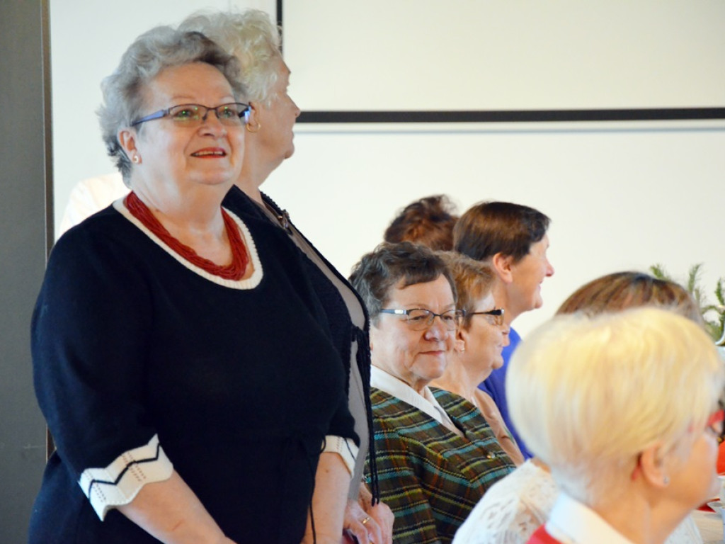Życzyli sobie pogody ducha oraz zdrowia. Seniorzy spotkali się przy ciastku i kawie