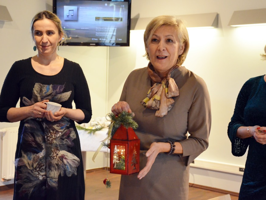 Życzyli sobie pogody ducha oraz zdrowia. Seniorzy spotkali się przy ciastku i kawie