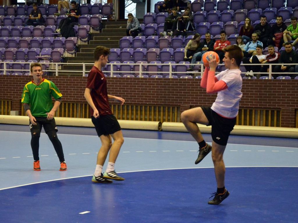 Zespół Szkół im. Wyżykowskiego najlepszy w powiecie! Znamy zwycięzców halowego turnieju