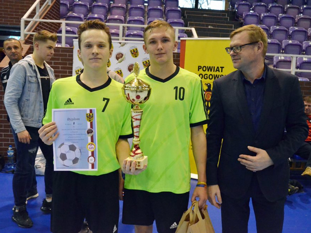 Zespół Szkół im. Wyżykowskiego najlepszy w powiecie! Znamy zwycięzców halowego turnieju