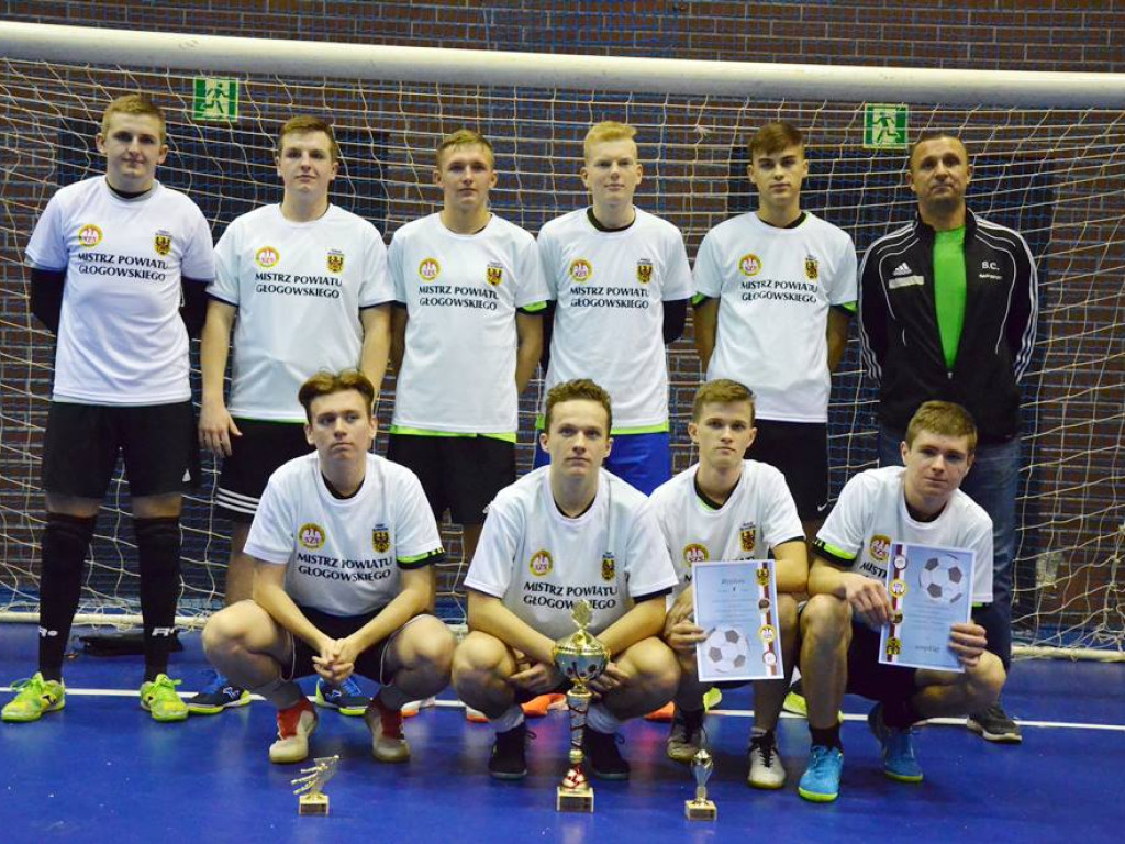 Zespół Szkół im. Wyżykowskiego najlepszy w powiecie! Znamy zwycięzców halowego turnieju