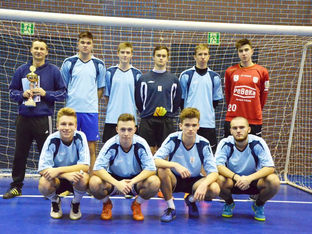 Zespół Szkół im. Wyżykowskiego najlepszy w powiecie! Znamy zwycięzców halowego turnieju