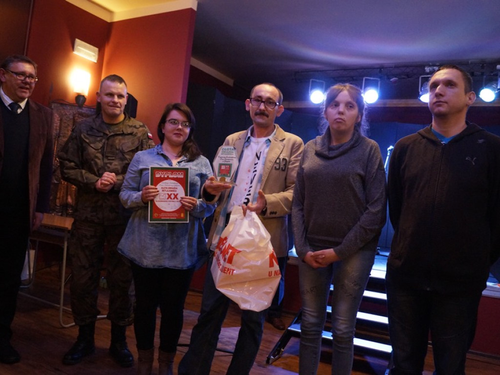 Wypiekli świąteczną szopkę w... piecu ceramicznym i wygrali konkurs!