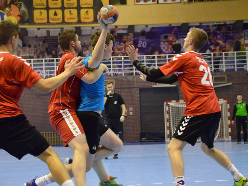 Wygrali walkę o wicelidera! Chrobry zwycięski po trudnym boju przed własną publicznością