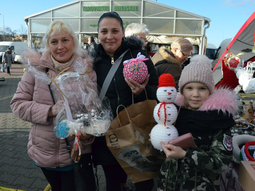 Świąteczny kiermasz stowarzyszenia Otwarte Drzwi. Szczytny cel tej akcji!