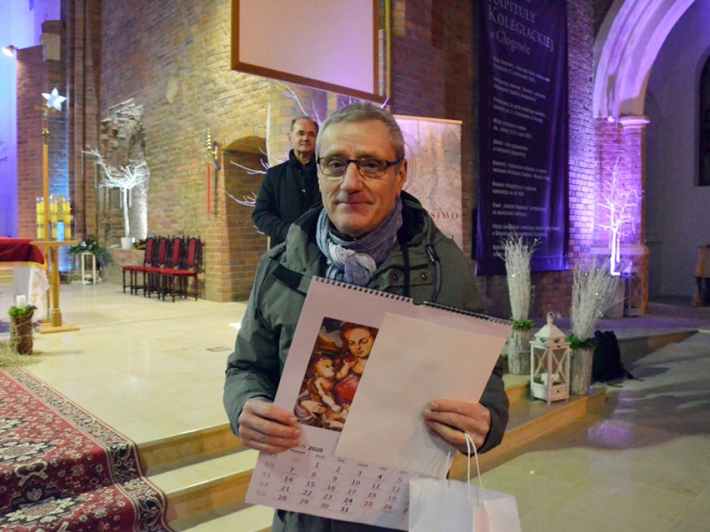 Kolegiata na zdjęciach i w kalendarzu. Rozstrzygnięto konkurs fotograficzny