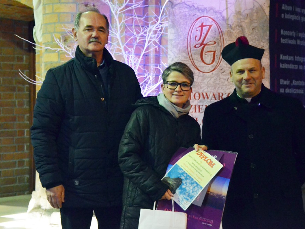Kolegiata na zdjęciach i w kalendarzu. Rozstrzygnięto konkurs fotograficzny