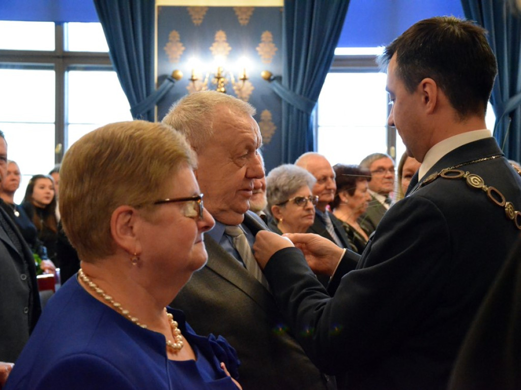 50 lat w miłości i wierności. Złote Gody w miejskim ratuszu