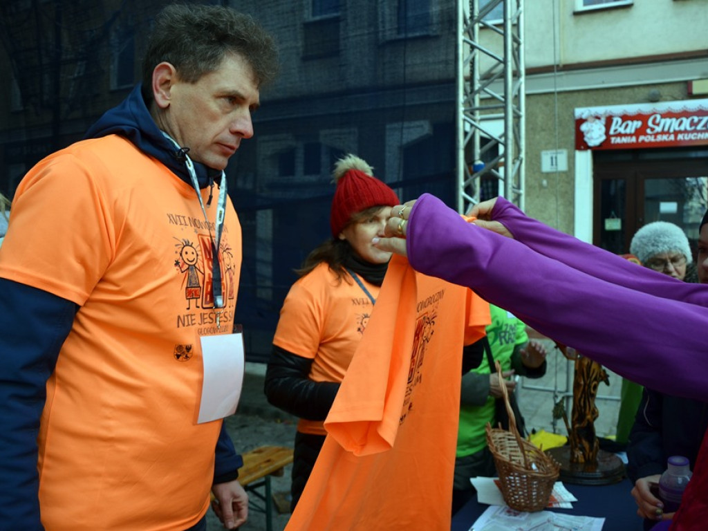 Pobiegło ponad tysiąc osób. Zabrakło koszulek! Witaliśmy nowy rok na sportowo