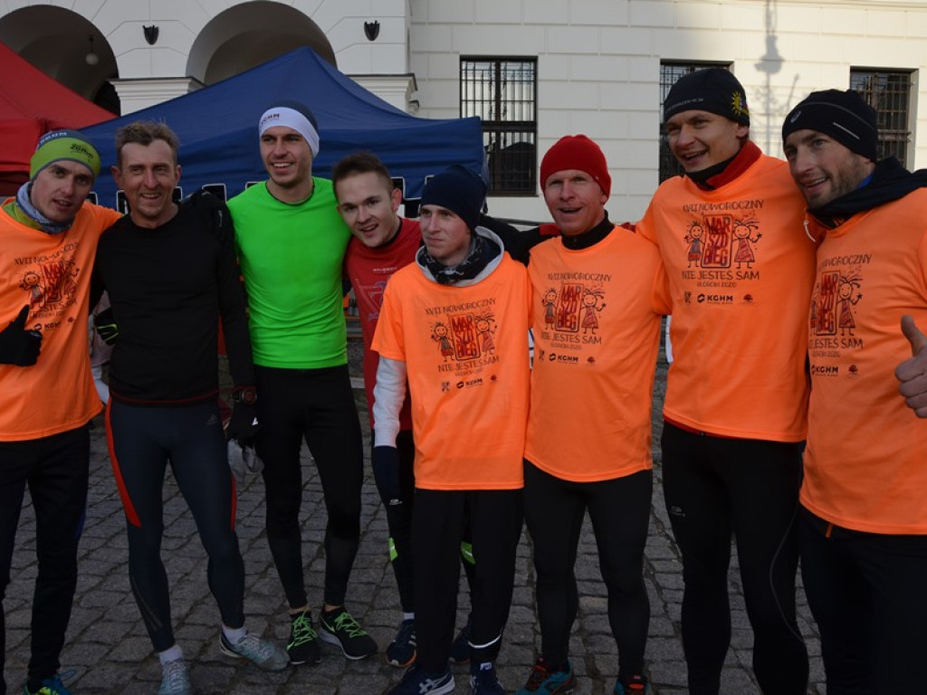 Pobiegło ponad tysiąc osób. Zabrakło koszulek! Witaliśmy nowy rok na sportowo