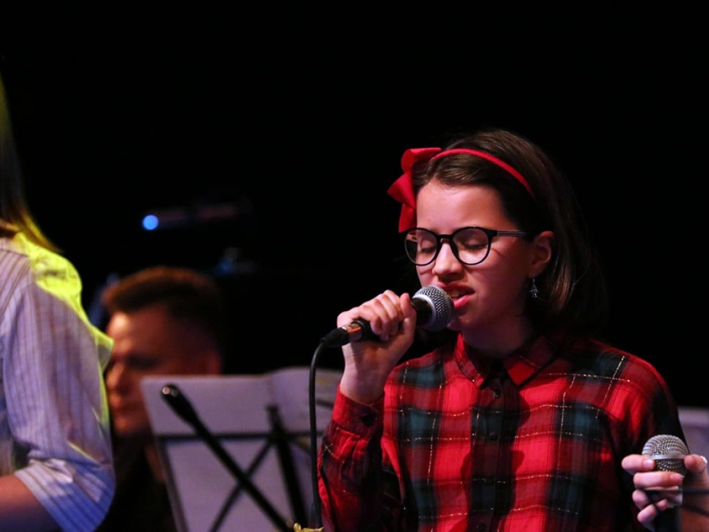 Koncert kolęd Klemensiątek i charytatywna zbiórka na kosztowną operację Honoraty