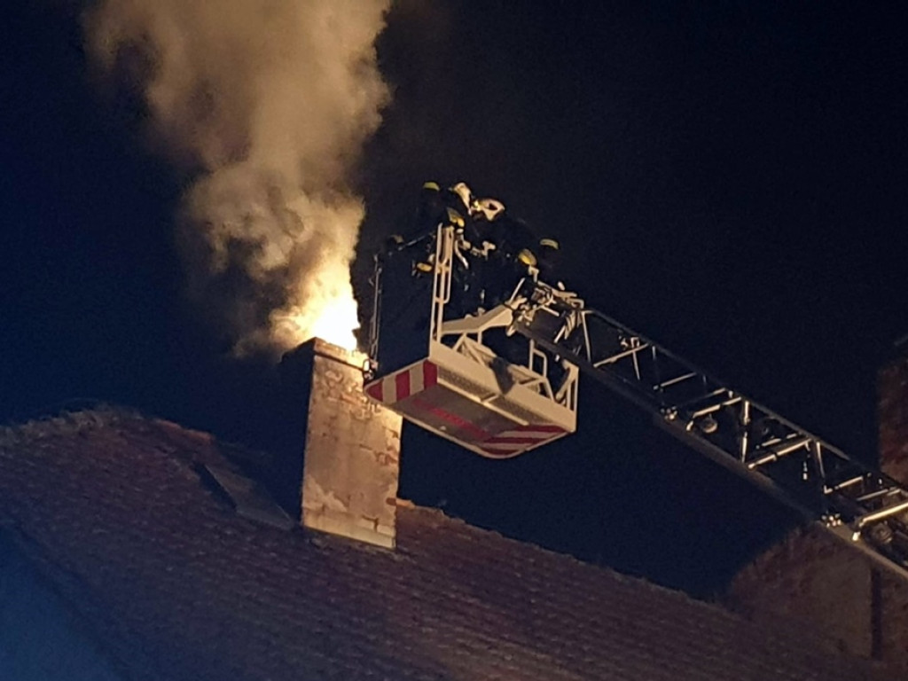 Paliła się sadza w kominie. Mieszkańcy Przedmościa wybiegli z domów