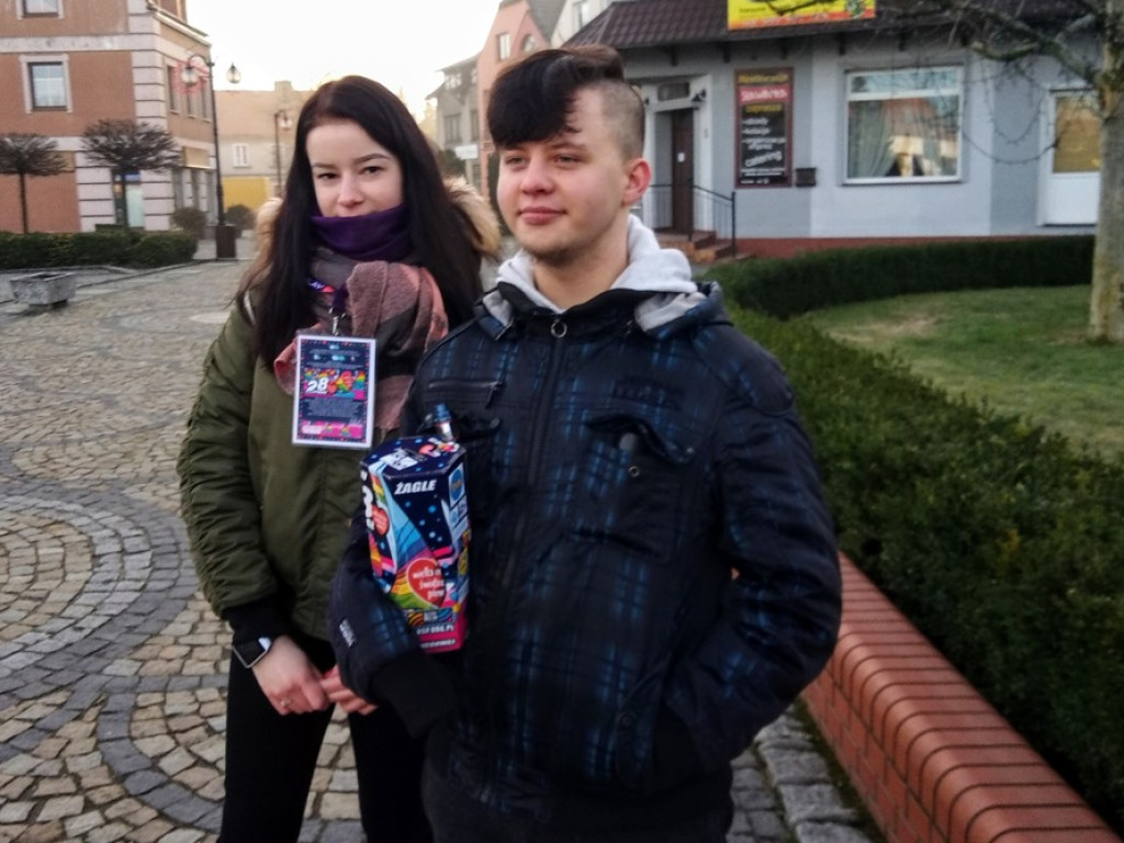 WOŚP gra w Sławie. Z puszkami wyszło 65 wolontariuszy