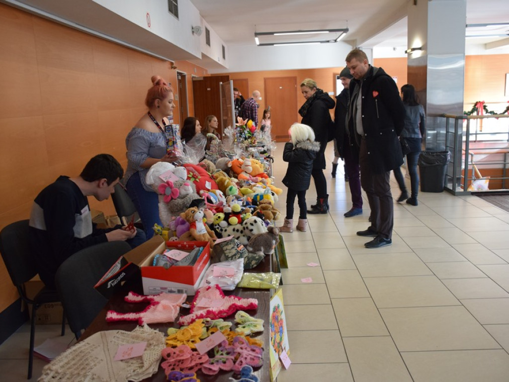 W Miejskim Ośrodku Kultury w Głogowie trwają występy artystyczne na rzecz WOŚP