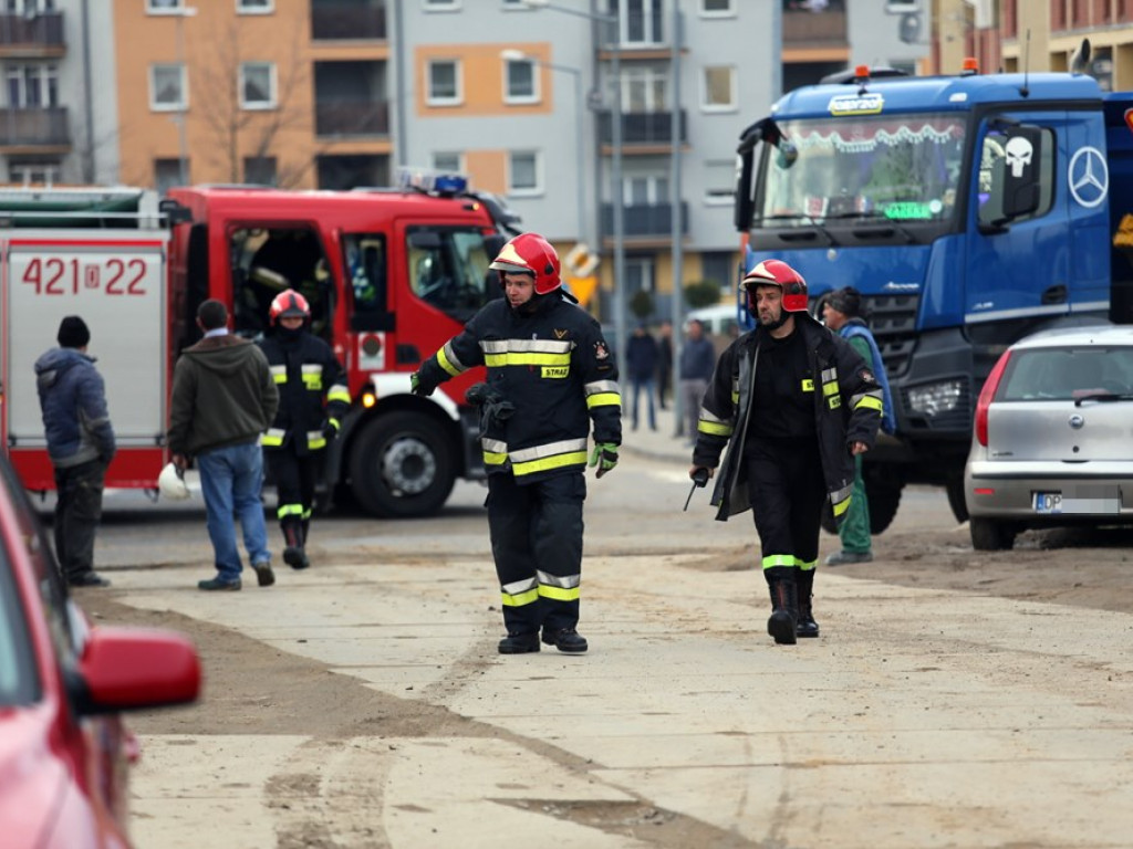 Koparka uszkodziła gazociąg. Na szczęście nie doszło do wybuchu. Ewakuowano 40 mieszkańców