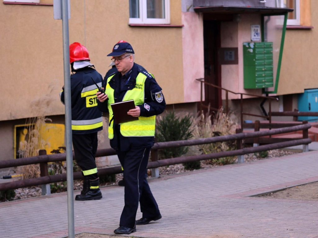 Wielki wybuch gazu w bloku na al. Wolności w Głogowie. To cud, że nikt nie zginął. W mieszkaniu były małe dzieci