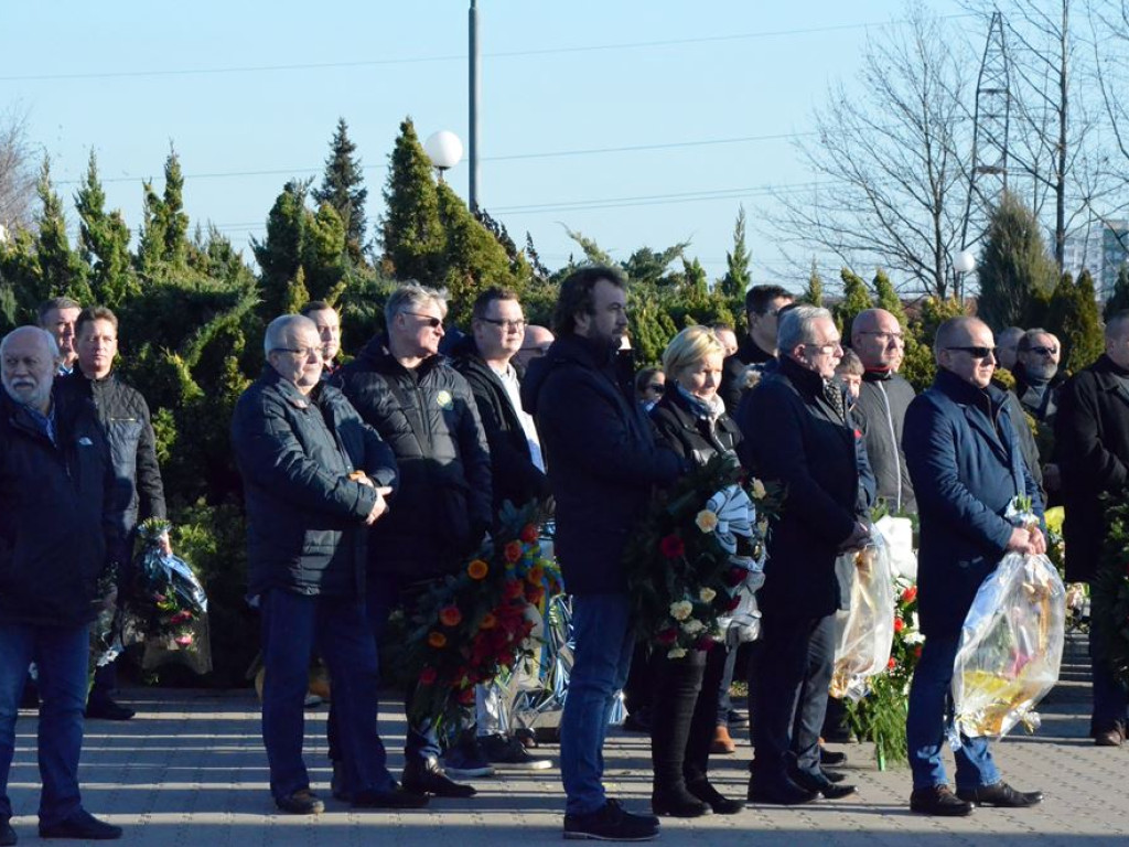 Ostatnie pożegnanie śp. Bronisława Malego. Wybitnego zawodnika, trenera i społecznika