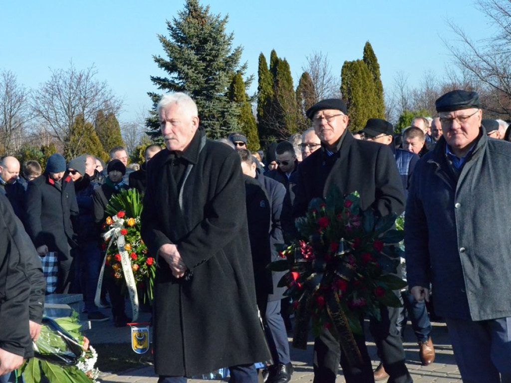 Ostatnie pożegnanie śp. Bronisława Malego. Wybitnego zawodnika, trenera i społecznika