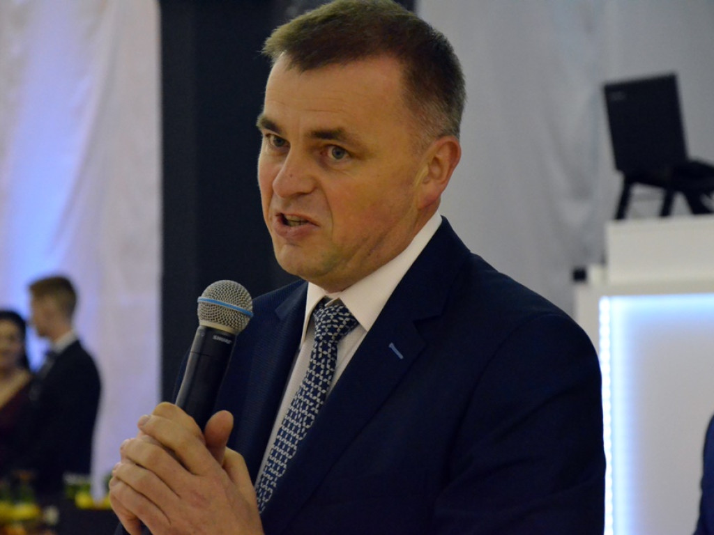 Poloneza czas zacząć. Studniówka maturzystów ZS im. Wyżykowskiego w Głogowie