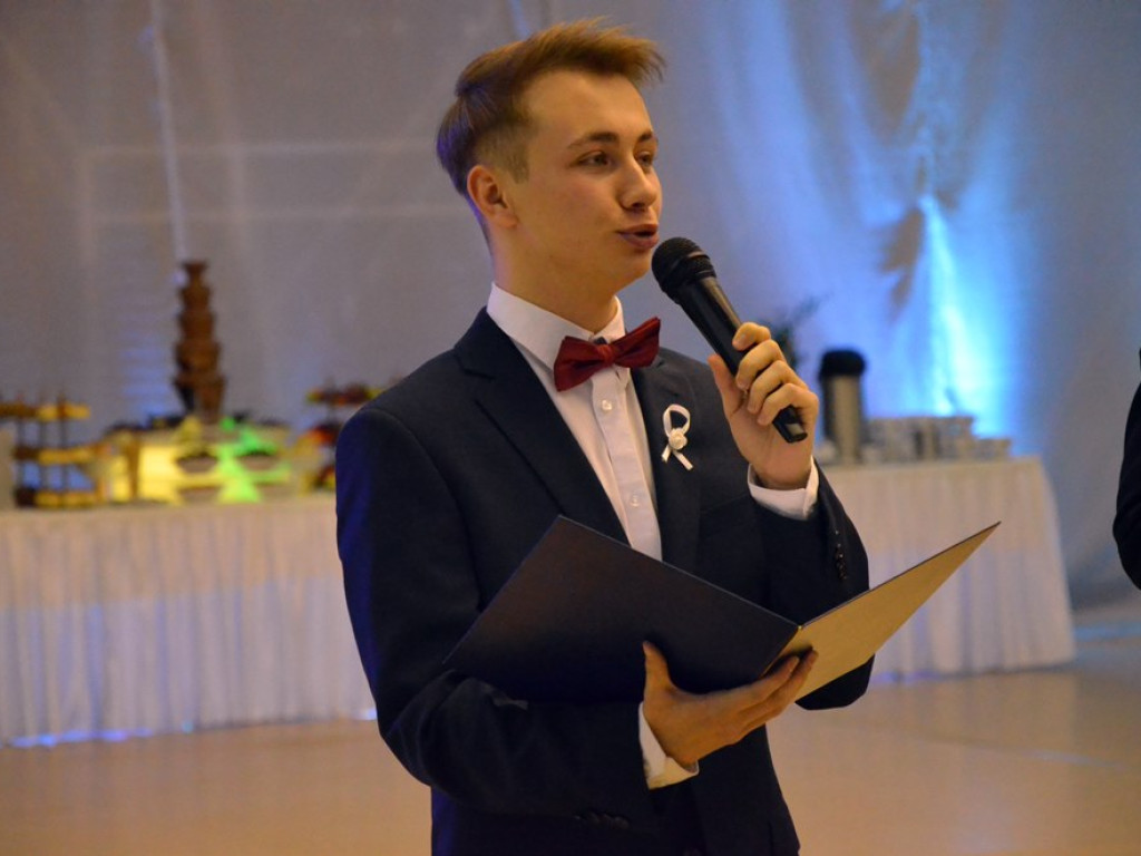 Najważniejszy bal, czyli studniówka w I Liceum Ogólnokształcącym w Głogowie
