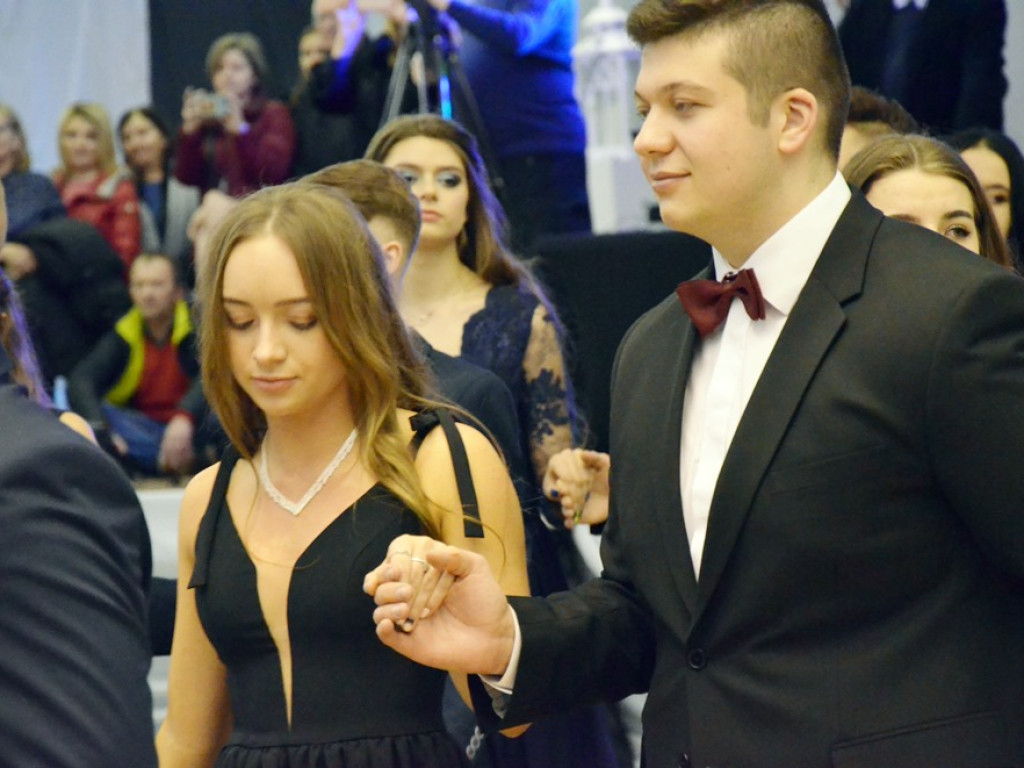 Najważniejszy bal, czyli studniówka w I Liceum Ogólnokształcącym w Głogowie