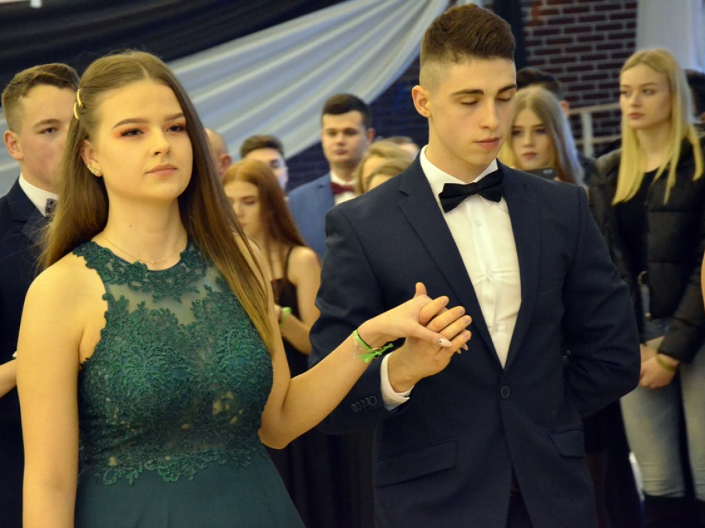 Najważniejszy bal, czyli studniówka w I Liceum Ogólnokształcącym w Głogowie