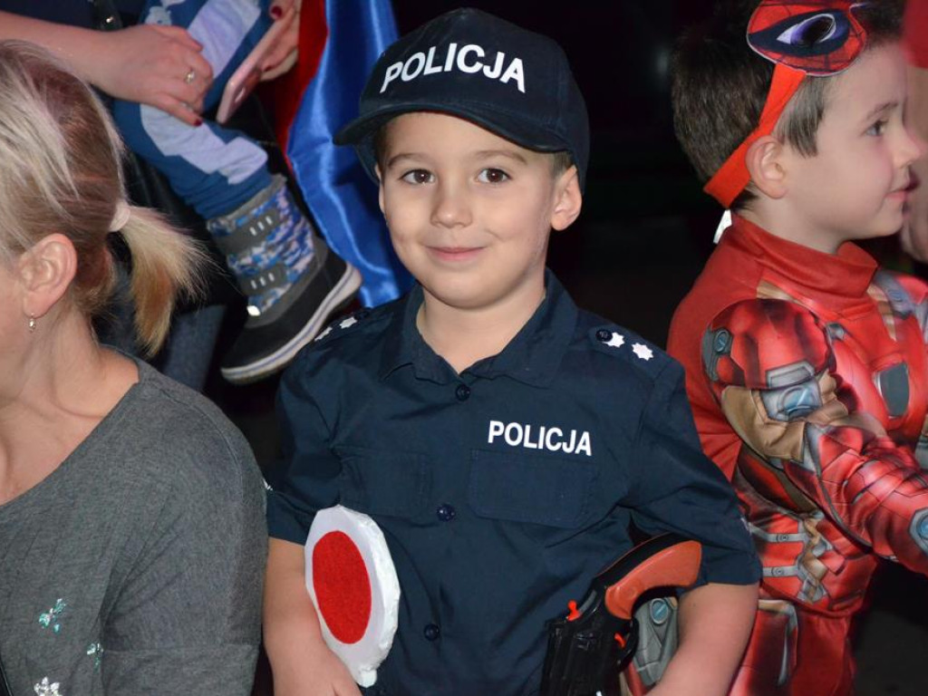 Bal karnawałowy z fundacją Owoc Głogu. Bawiły się całe rodziny