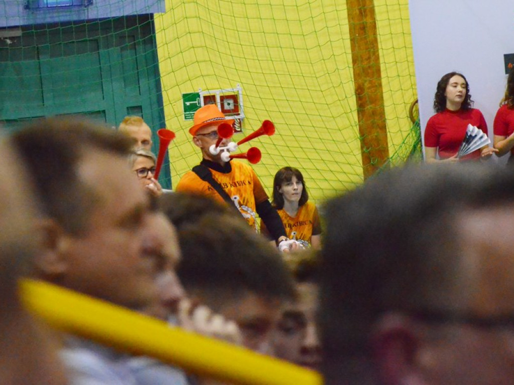 SPS Chrobry przegrał z Mickiewiczem po tie-breaku. Była walka i zaangażowanie