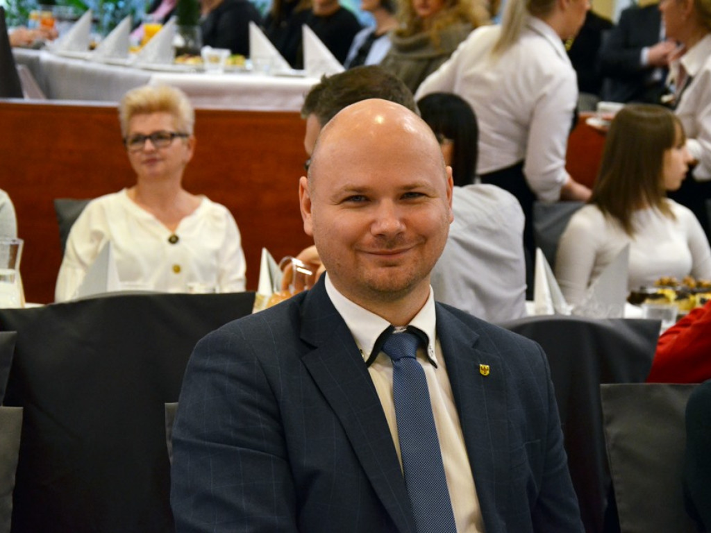 Złote Herby Powiatu wręczone! W tym roku przyznano dziesięć wyróżnień
