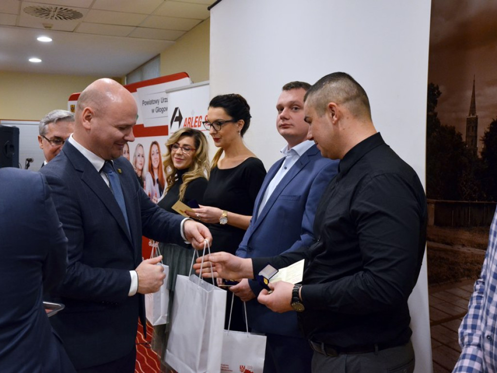 Złote Herby Powiatu wręczone! W tym roku przyznano dziesięć wyróżnień