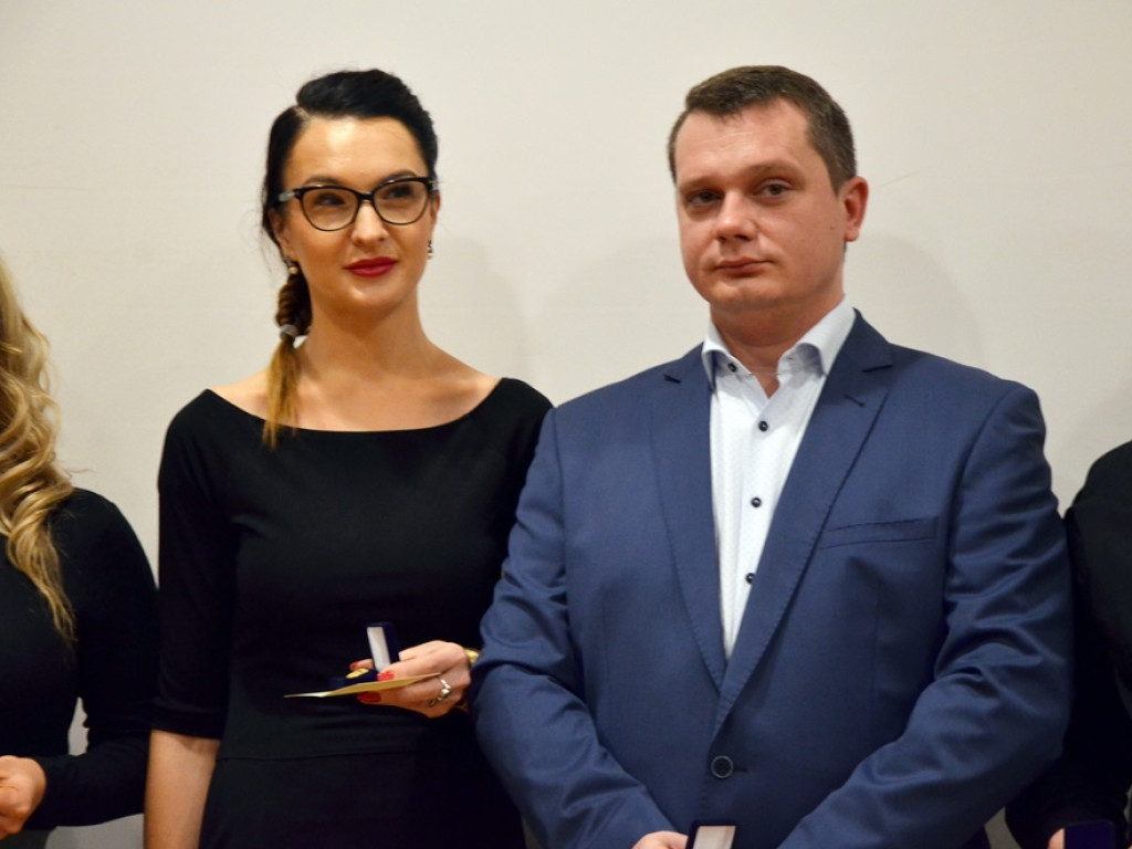 Złote Herby Powiatu wręczone! W tym roku przyznano dziesięć wyróżnień