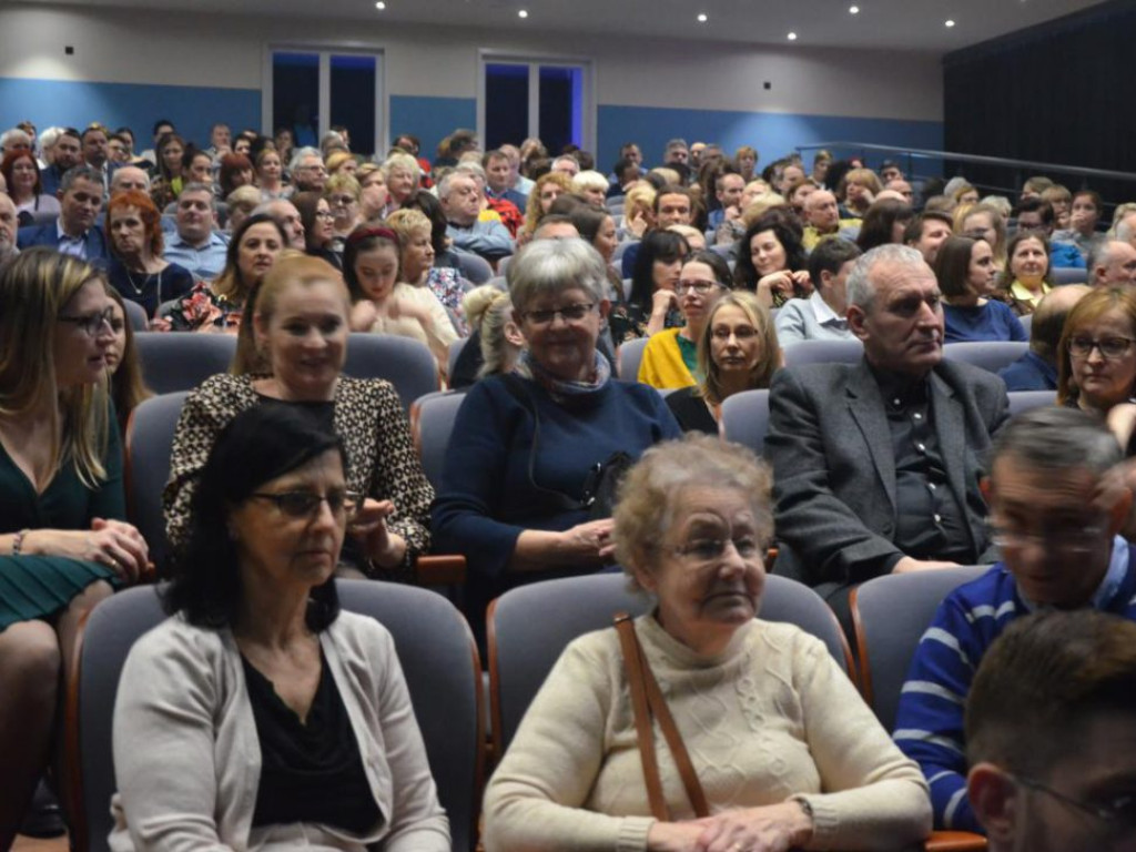 Osiecka zabrzmiała w głogowskim teatrze. Wyjątkowy koncert piosenek to pomysł muzyków związanych z Głogowem