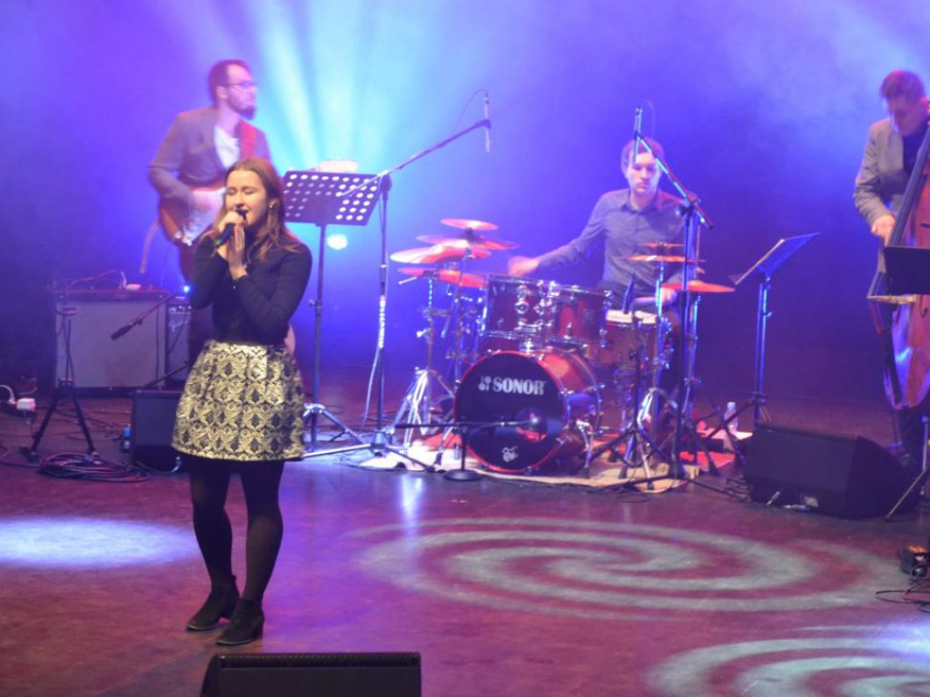 Osiecka zabrzmiała w głogowskim teatrze. Wyjątkowy koncert piosenek to pomysł muzyków związanych z Głogowem