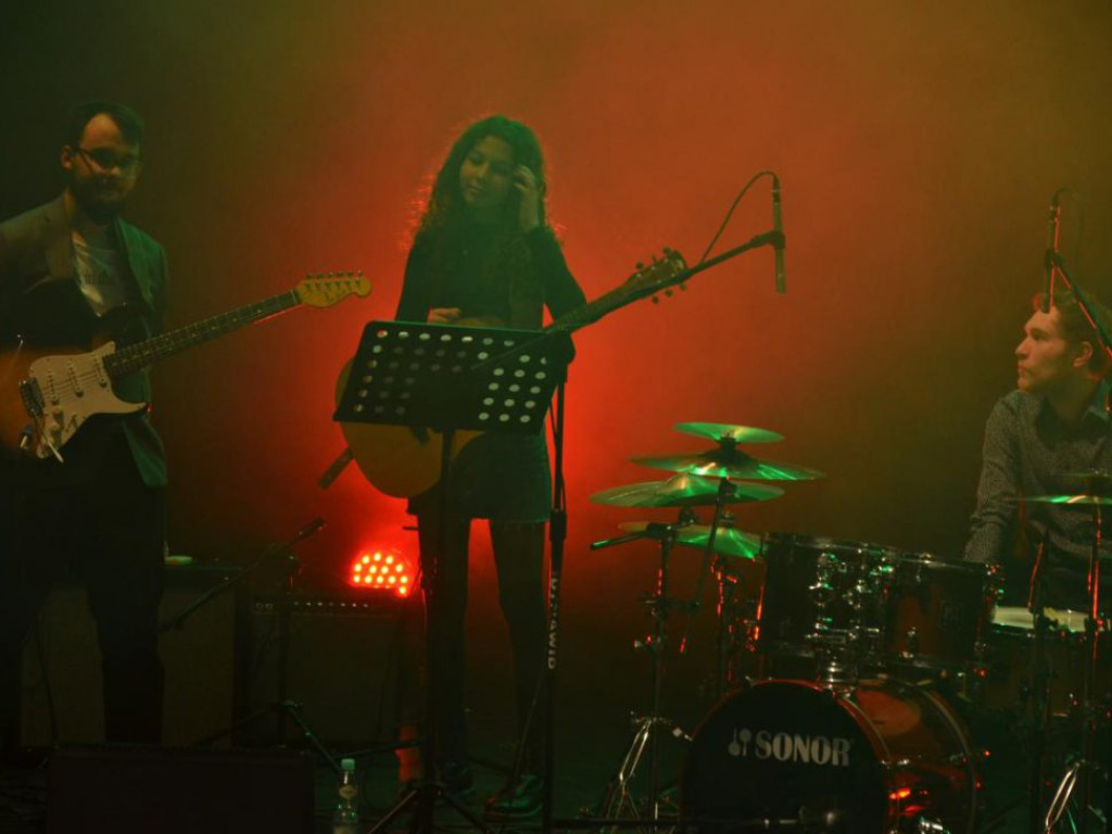 Osiecka zabrzmiała w głogowskim teatrze. Wyjątkowy koncert piosenek to pomysł muzyków związanych z Głogowem